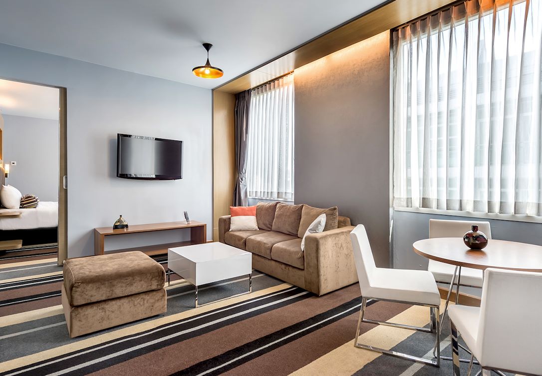 753x1086-px-room-aloft-bangkok-stylish-suite